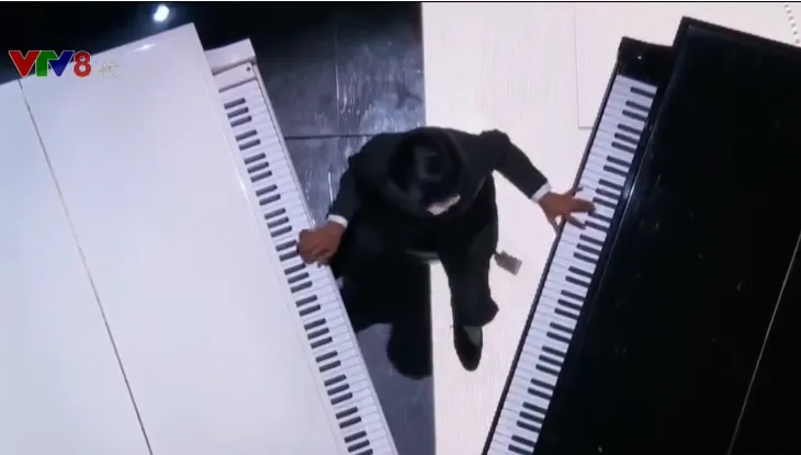 Thần đồng piano Ấn Độ giành giải trong cuộc thi tài năng The World Best - Ảnh 1. Thần đồng piano Ấn Độ giành giải trong cuộc thi tài năng The World Best - Ảnh 1.