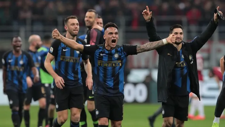 Kết quả bóng đá sáng 18/3: Everton 2-0 Chelsea, Milan 2-3 Inter, Real Betis 1-4 Barcelona - Ảnh 3. Kết quả bóng đá sáng 18/3: Everton 2-0 Chelsea, Milan 2-3 Inter, Real Betis 1-4 Barcelona - Ảnh 3.