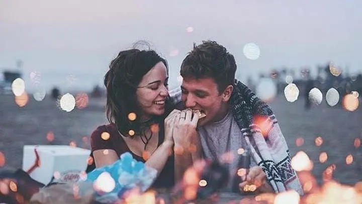 Những dấu hiệu cho thấy chàng vẫn chưa quên được người yêu cũ - Ảnh 8. Những dấu hiệu cho thấy chàng vẫn chưa quên được người yêu cũ - Ảnh 8.