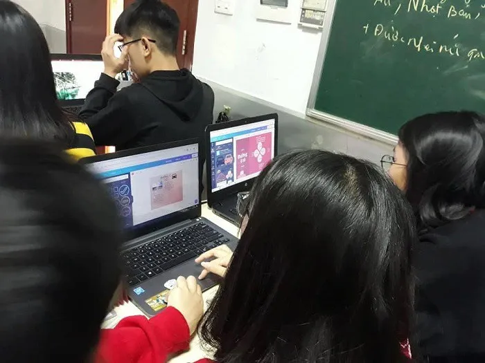 Học Lịch sử thời 4.0, thầy giáo lập website kết nối bài tập đồ hoạ của học sinh - Ảnh 1. Học Lịch sử thời 4.0, thầy giáo lập website kết nối bài tập đồ hoạ của học sinh - Ảnh 1.