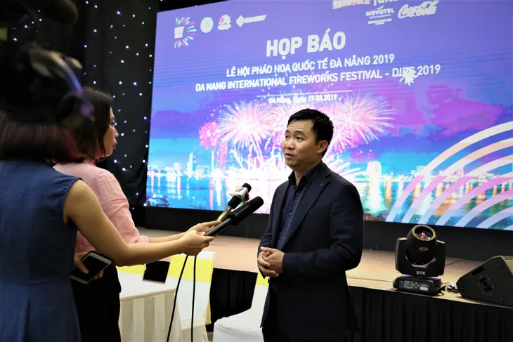 Lễ hội pháo hoa quốc tế Đà Nẵng 2019: Những dòng sông kể chuyện - Ảnh 1. Lễ hội pháo hoa quốc tế Đà Nẵng 2019: Những dòng sông kể chuyện - Ảnh 1.