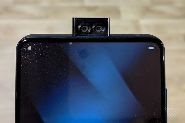 Smartphone mũm mĩm nhất thế giới được bán ra, giá gần 14 triệu đồng - Ảnh 6. Smartphone mũm mĩm nhất thế giới được bán ra, giá gần 14 triệu đồng - Ảnh 6.