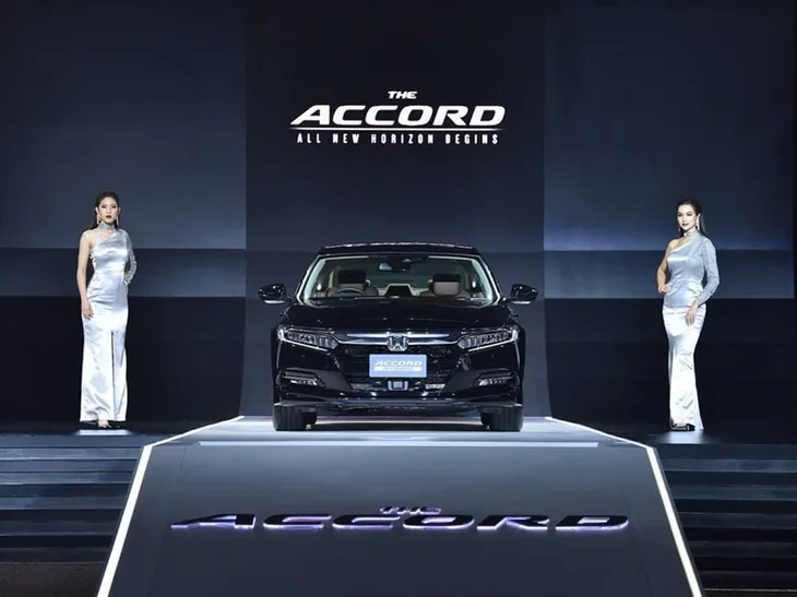 Honda Accord 2019 chốt giá bán, thách thức đối thủ truyền kiếp Toyota Camry - Ảnh 1. Honda Accord 2019 chốt giá bán, thách thức đối thủ truyền kiếp Toyota Camry - Ảnh 1.
