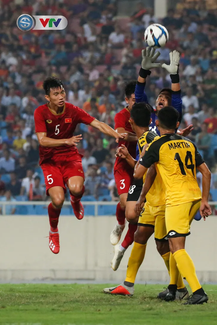 ẢNH: Ghi 6 bàn vào lưới U23 Brunei, U23 Việt Nam tạm dẫn đầu bảng - Ảnh 10. ẢNH: Ghi 6 bàn vào lưới U23 Brunei, U23 Việt Nam tạm dẫn đầu bảng - Ảnh 10.