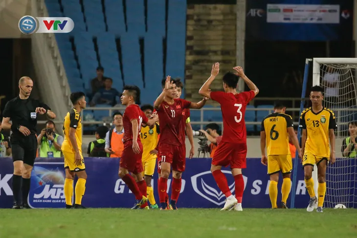 ẢNH: Ghi 6 bàn vào lưới U23 Brunei, U23 Việt Nam tạm dẫn đầu bảng - Ảnh 11. ẢNH: Ghi 6 bàn vào lưới U23 Brunei, U23 Việt Nam tạm dẫn đầu bảng - Ảnh 11.