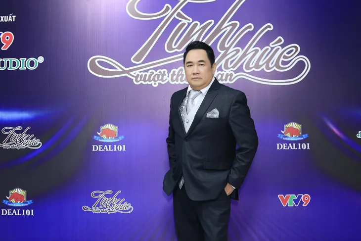 Chung Tử Lưu: “Tôi không nghĩ mình hết thời khi lớp trẻ hát bolero nhiều” - Ảnh 1. Chung Tử Lưu: “Tôi không nghĩ mình hết thời khi lớp trẻ hát bolero nhiều” - Ảnh 1.