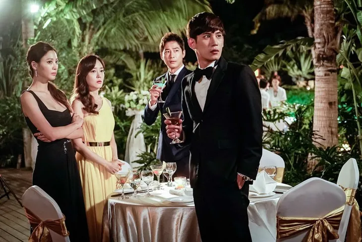 Lật mặt tử thù - “Chú lính chì dũng cảm” trên màn ảnh - Ảnh 2. Lật mặt tử thù - “Chú lính chì dũng cảm” trên màn ảnh - Ảnh 2.