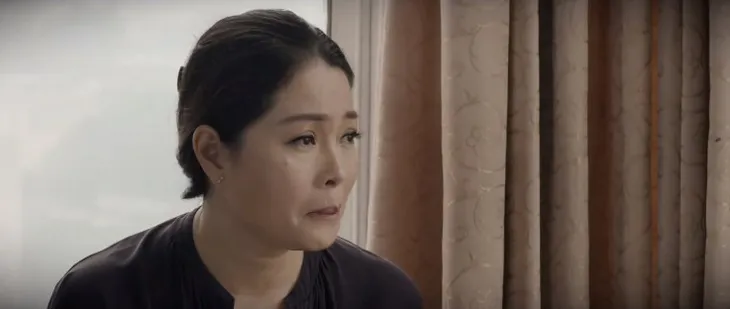 Chạy trốn thanh xuân - Tập 34: Bà Mỹ mắc bệnh hiểm nghèo, An vẫn phũ phàng không muốn giúp mẹ - Ảnh 1. Chạy trốn thanh xuân - Tập 34: Bà Mỹ mắc bệnh hiểm nghèo, An vẫn phũ phàng không muốn giúp mẹ - Ảnh 1.