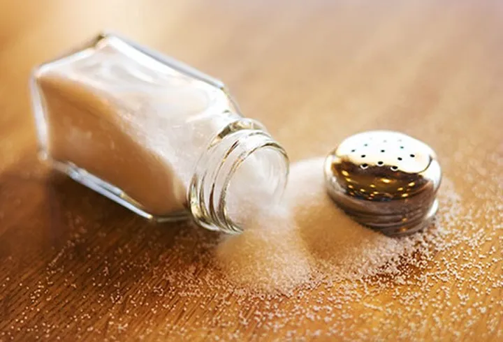Mẹo đối phó với bọng mắt thâm quầng bạn nên biết - Ảnh 1. Mẹo đối phó với bọng mắt thâm quầng bạn nên biết - Ảnh 1.