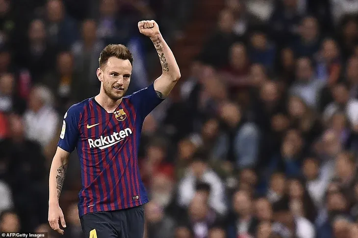 Siêu kinh điển: Barcelona thắng tối thiểu Real Madrid tại Bernabeu - Ảnh 1. Siêu kinh điển: Barcelona thắng tối thiểu Real Madrid tại Bernabeu - Ảnh 1.