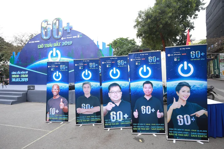 Giờ Trái đất 2019: Tiết kiệm năng lượng - Bảo vệ trái đất - Ảnh 5. Giờ Trái đất 2019: Tiết kiệm năng lượng - Bảo vệ trái đất - Ảnh 5.