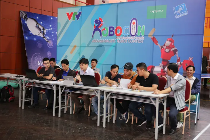Robocon Việt Nam 2019: Khởi tranh vòng loại phía Bắc với 43 đội tuyển - Ảnh 4. Robocon Việt Nam 2019: Khởi tranh vòng loại phía Bắc với 43 đội tuyển - Ảnh 4.