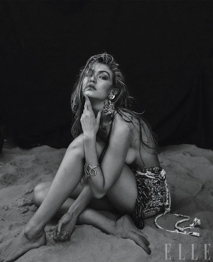 Gigi Hadid khoe chân dài miên man đến phát choáng - Ảnh 7. Gigi Hadid khoe chân dài miên man đến phát choáng - Ảnh 7.