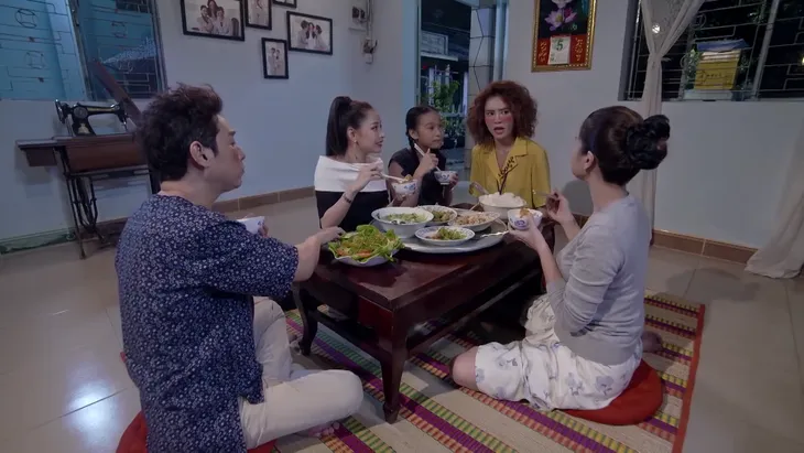 Mối tình đầu của tôi - Tập 23: Ham giàu, Phi Yến vướng vào tình tay tư nơi công sở - Ảnh 4. Mối tình đầu của tôi - Tập 23: Ham giàu, Phi Yến vướng vào tình tay tư nơi công sở - Ảnh 4.