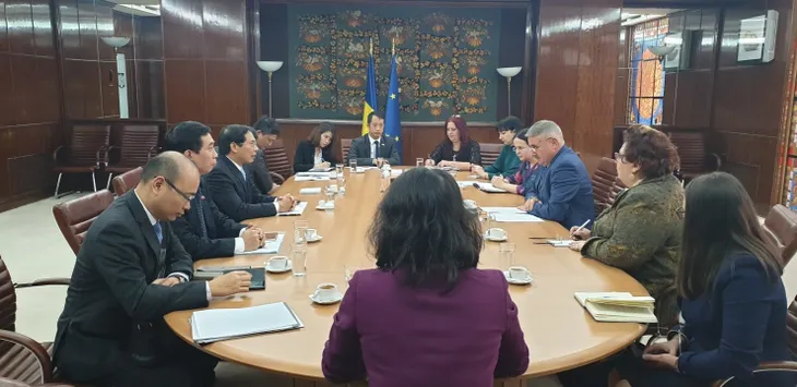 Việt Nam mong muốn Romania thúc đẩy hợp tác giữa Việt Nam và EU - Ảnh 1. Việt Nam mong muốn Romania thúc đẩy hợp tác giữa Việt Nam và EU - Ảnh 1.