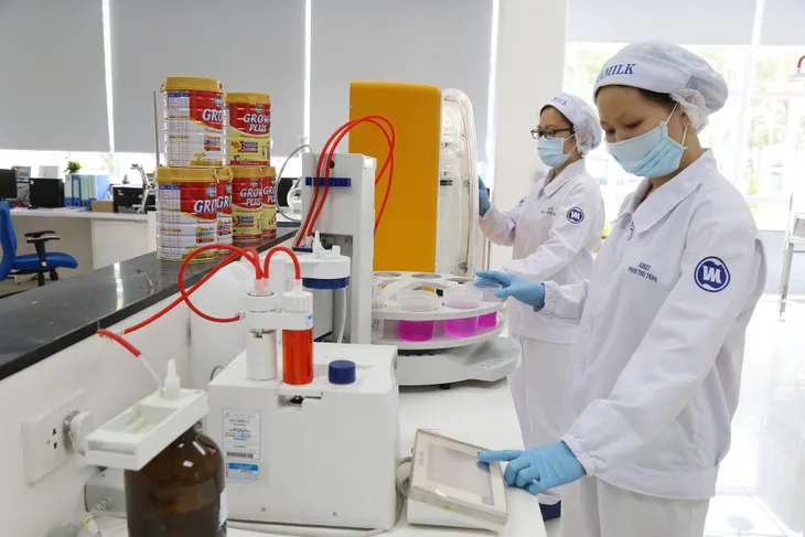 Vinamilk là nơi làm việc tốt nhất Việt Nam 2 năm liên tiếp - Ảnh 3. Vinamilk là nơi làm việc tốt nhất Việt Nam 2 năm liên tiếp - Ảnh 3.