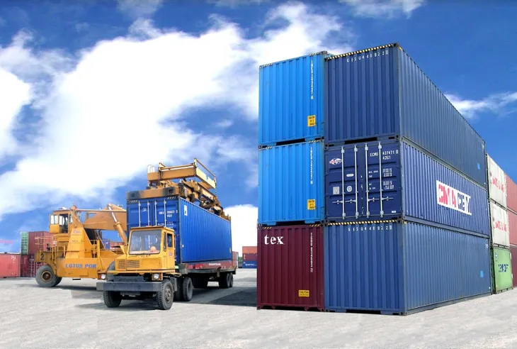Cảng Lotus hướng đến mục tiêu phát triển an toàn, bền vững - Ảnh 2. Cảng Lotus hướng đến mục tiêu phát triển an toàn, bền vững - Ảnh 2.