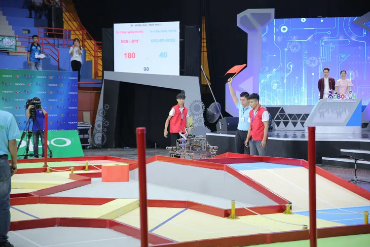 Những chiến thắng tuyệt đối Uukhai đầu tiên tại Robocon Việt Nam 2019 - Ảnh 12. Những chiến thắng tuyệt đối Uukhai đầu tiên tại Robocon Việt Nam 2019 - Ảnh 12.