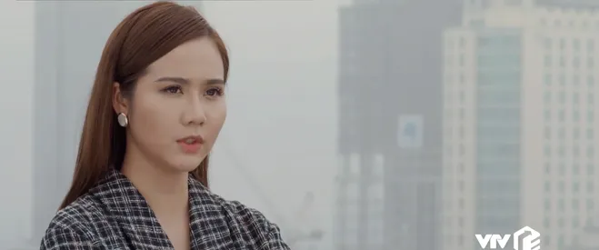Chạy trốn thanh xuân - tập 35: Nghĩ cả thế giới quay lưng với mình, Châu làm điều dại dột? - Ảnh 2. Chạy trốn thanh xuân - tập 35: Nghĩ cả thế giới quay lưng với mình, Châu làm điều dại dột? - Ảnh 2.