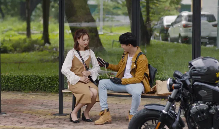 Mối tình đầu của tôi - Tập 44: Ghen với Nam Phong, Minh Huy tặng túi hàng hiệu cho An Chi - Ảnh 6. Mối tình đầu của tôi - Tập 44: Ghen với Nam Phong, Minh Huy tặng túi hàng hiệu cho An Chi - Ảnh 6.