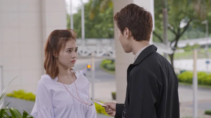 Mối tình đầu của tôi - Tập 45: Tan chảy trước cảnh Nam Phong thuyết phục An Chi thử viết bài - Ảnh 3. Mối tình đầu của tôi - Tập 45: Tan chảy trước cảnh Nam Phong thuyết phục An Chi thử viết bài - Ảnh 3.