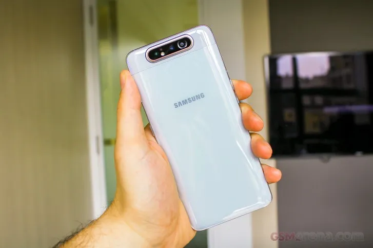 Samsung đồng loạt trình làng Galaxy A80, Galaxy A70, Galaxy A40 và Galaxy 20e - Ảnh 4. Samsung đồng loạt trình làng Galaxy A80, Galaxy A70, Galaxy A40 và Galaxy 20e - Ảnh 4.