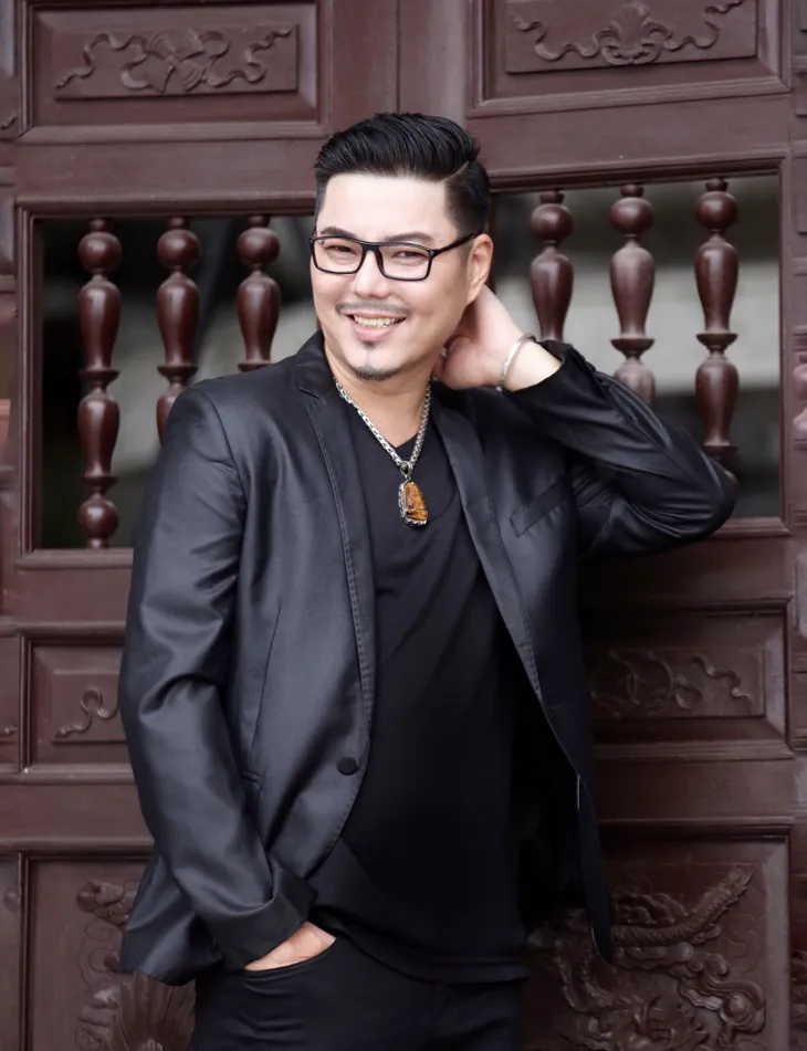 Diễn viên chuyên trị vai xã hội đen Quốc Quốc chuẩn bị ra album nhạc Phật - Ảnh 3. Diễn viên chuyên trị vai xã hội đen Quốc Quốc chuẩn bị ra album nhạc Phật - Ảnh 3.