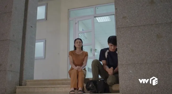 Những cô gái trong thành phố - Tập 32: Mai suýt sảy thai, Tùng trút lửa giận lên Xuân - Ảnh 5. Những cô gái trong thành phố - Tập 32: Mai suýt sảy thai, Tùng trút lửa giận lên Xuân - Ảnh 5.
