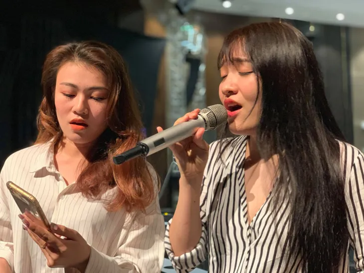 Sao mai 2019: Các thí sinh tập luyện hăng say chuẩn bị cho đêm thi cuối cùng - Ảnh 2. Sao mai 2019: Các thí sinh tập luyện hăng say chuẩn bị cho đêm thi cuối cùng - Ảnh 2.