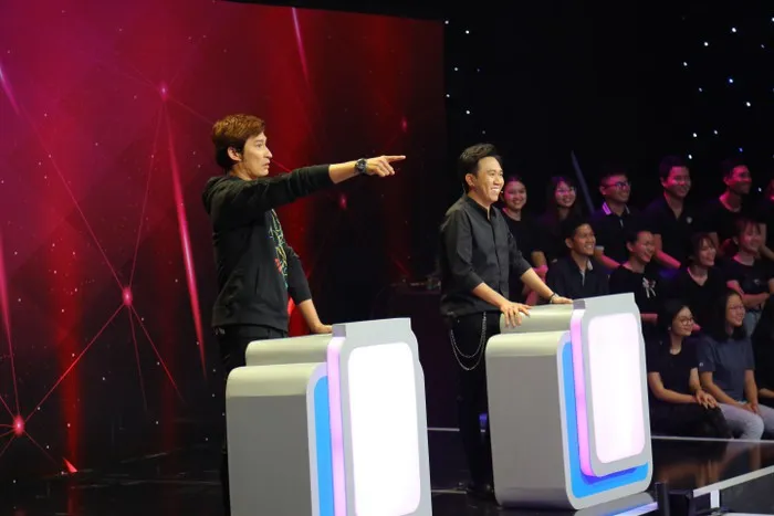 Giác quan thứ 6: Lâm Vỹ Dạ ngại ngùng khi gặp lại tình cũ Anh Đức - Ảnh 7. Giác quan thứ 6: Lâm Vỹ Dạ ngại ngùng khi gặp lại tình cũ Anh Đức - Ảnh 7.