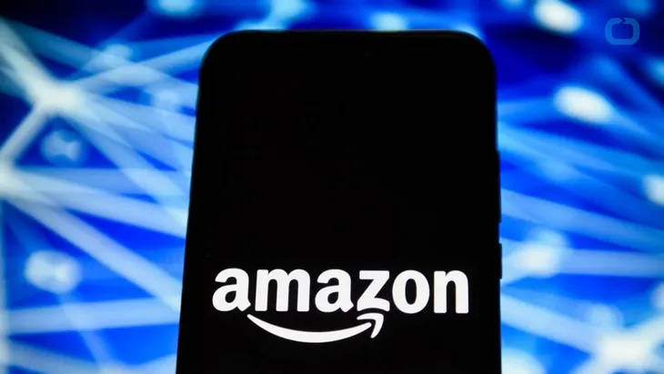 Amazon đang bị hủy hoại bởi các đánh giá 5 sao giả - Ảnh 1. Amazon đang bị hủy hoại bởi các đánh giá 5 sao giả - Ảnh 1.