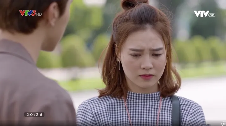 Mối tình đầu của tôi - Tập 49: Vừa tìm lại được mối tình đầu thực sự, Nam Phong đã bị An Chi bơ - Ảnh 12. Mối tình đầu của tôi - Tập 49: Vừa tìm lại được mối tình đầu thực sự, Nam Phong đã bị An Chi bơ - Ảnh 12.