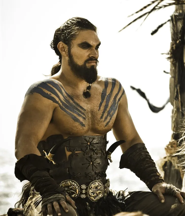 Aquaman Jason Momoa gây sốc với hình ảnh mới - Ảnh 2. Aquaman Jason Momoa gây sốc với hình ảnh mới - Ảnh 2.