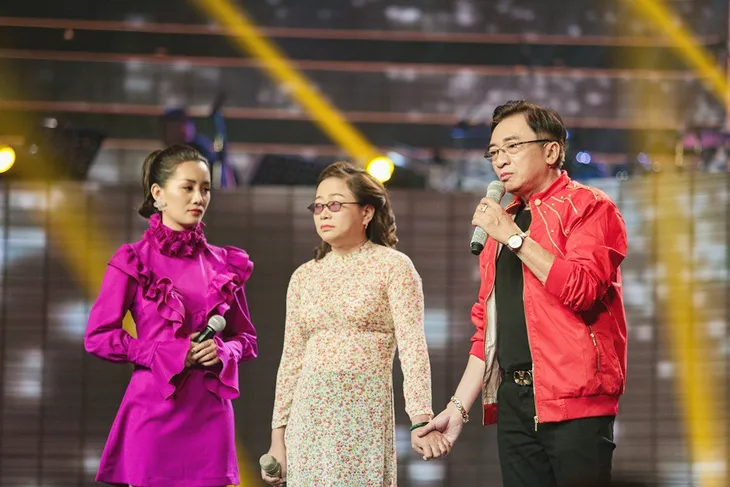 Thần tượng Bolero: Đình Văn phá luật nhận thí sinh khiếm thị về đội mình - Ảnh 1. Thần tượng Bolero: Đình Văn phá luật nhận thí sinh khiếm thị về đội mình - Ảnh 1.