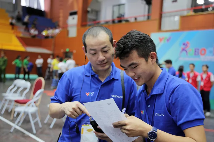 Những chiến thắng tuyệt đối Uukhai đầu tiên tại Robocon Việt Nam 2019 - Ảnh 22. Những chiến thắng tuyệt đối Uukhai đầu tiên tại Robocon Việt Nam 2019 - Ảnh 22.