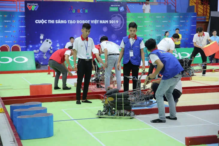 Đại học Sao Đỏ - Ngôi sao tại vòng loại Robocon Việt Nam 2019 - Ảnh 24. Đại học Sao Đỏ - Ngôi sao tại vòng loại Robocon Việt Nam 2019 - Ảnh 24.