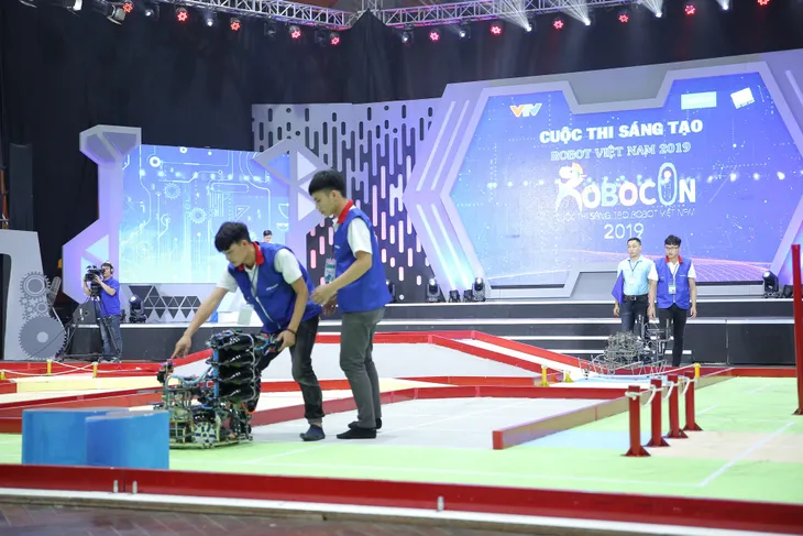 Đại học Sao Đỏ - Ngôi sao tại vòng loại Robocon Việt Nam 2019 - Ảnh 33. Đại học Sao Đỏ - Ngôi sao tại vòng loại Robocon Việt Nam 2019 - Ảnh 33.