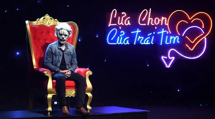 Lựa chọn của trái tim mùa 2: Bản sao Tuấn Hưng bất ngờ đeo mặt nạ hẹn hò để quên đi lỗi lầm với người cũ - Ảnh 1. Lựa chọn của trái tim mùa 2: Bản sao Tuấn Hưng bất ngờ đeo mặt nạ hẹn hò để quên đi lỗi lầm với người cũ - Ảnh 1.