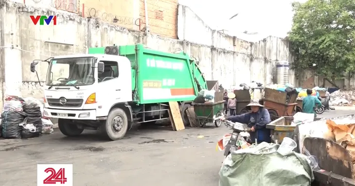 Chuyển đổi phương tiện thu gom rác thải - Liệu đã sẵn sàng? - Ảnh 3. Chuyển đổi phương tiện thu gom rác thải - Liệu đã sẵn sàng? - Ảnh 3.