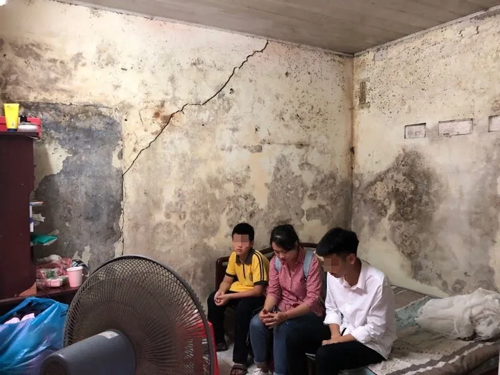 Xót xa trước gia cảnh nữ lao công bị xe điên cán tử vong - Ảnh 1. Xót xa trước gia cảnh nữ lao công bị xe điên cán tử vong - Ảnh 1.