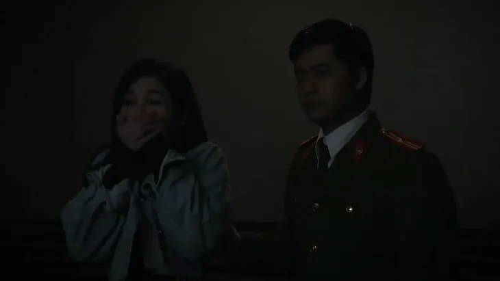 Ghê rợn trước tạo hình sát nhân biến thái của Doãn Quốc Đam trong Mê cung - Ảnh 7. Ghê rợn trước tạo hình sát nhân biến thái của Doãn Quốc Đam trong Mê cung - Ảnh 7.