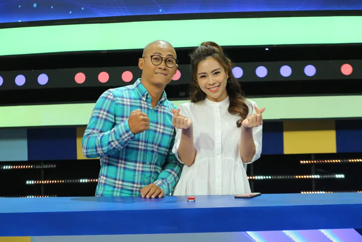 Kim Tử Long tiết lộ lý do bỏ học từ năm lớp 12 để đi hát - Ảnh 2. Kim Tử Long tiết lộ lý do bỏ học từ năm lớp 12 để đi hát - Ảnh 2.