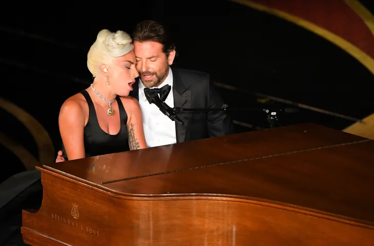Hậu “A Star Is Born”, Bradley Cooper muốn tổ chức show cùng Lady Gaga - Ảnh 1. Hậu “A Star Is Born”, Bradley Cooper muốn tổ chức show cùng Lady Gaga - Ảnh 1.