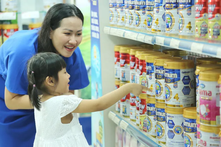 Không chỉ sữa nước, sữa bột trẻ em của Vinamilk cũng đang dẫn đầu thị trường - Ảnh 1. Không chỉ sữa nước, sữa bột trẻ em của Vinamilk cũng đang dẫn đầu thị trường - Ảnh 1.