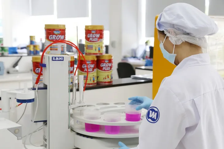 Không chỉ sữa nước, sữa bột trẻ em của Vinamilk cũng đang dẫn đầu thị trường - Ảnh 2. Không chỉ sữa nước, sữa bột trẻ em của Vinamilk cũng đang dẫn đầu thị trường - Ảnh 2.