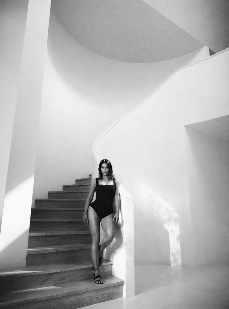 Kim siêu vòng 3 khoe con trên Vogue - Ảnh 5. Kim siêu vòng 3 khoe con trên Vogue - Ảnh 5.