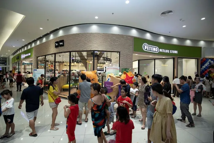 Hàng ngàn người choáng ngợp trước AEON MALL Tân Phú Celadon phiên bản “Double Size” - Ảnh 4. Hàng ngàn người choáng ngợp trước AEON MALL Tân Phú Celadon phiên bản “Double Size” - Ảnh 4.