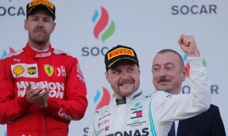 Đua xe F1: Valtteri Bottas giành chiến thắng tại GP Azerbaijan - Ảnh 2. Đua xe F1: Valtteri Bottas giành chiến thắng tại GP Azerbaijan - Ảnh 2.