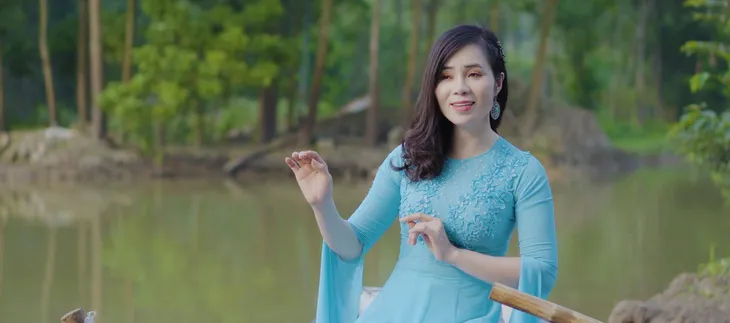 Ca sĩ Hiền Xuân - người chở đò trên dòng sông nghệ thuật - Ảnh 2.