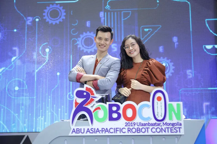 Những người làm nên vòng loại Robocon Việt Nam 2019 khu vực phía Bắc - Ảnh 4. Những người làm nên vòng loại Robocon Việt Nam 2019 khu vực phía Bắc - Ảnh 4.
